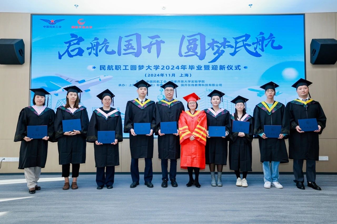 b0f98b2edaac4db28b605360ad8c06f9.jpg